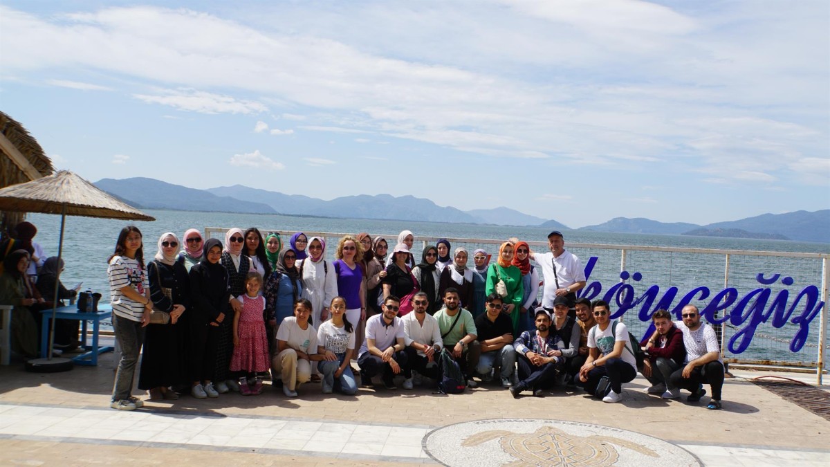 İstanbul Üniversitesi Öğrencileri Köyceğiz'de Misafir Edildi