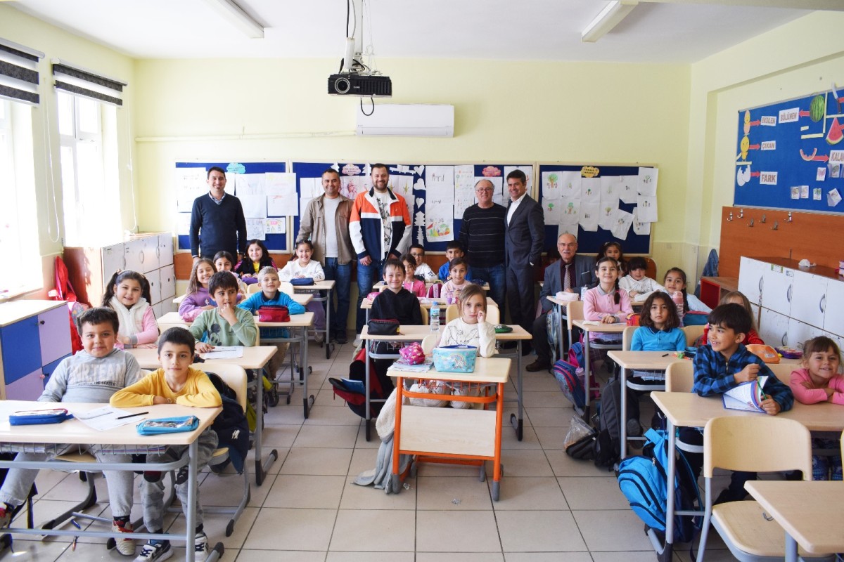 Yeniköy Kemerköy Enerji, Milas’taki köy okullarını  desteklemeye devam ediyor