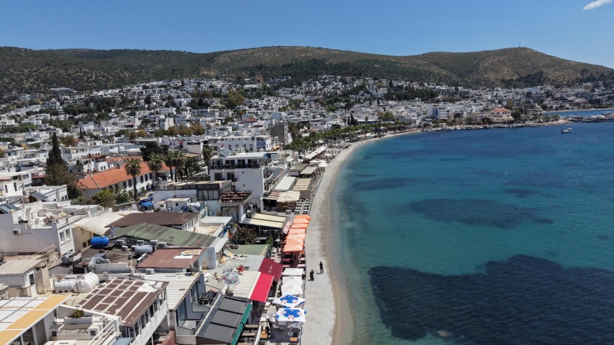 Başkan Mandalinci’den Kumbahçe Sahili’nde 3’te 1 Düzenlemesi Açıklaması