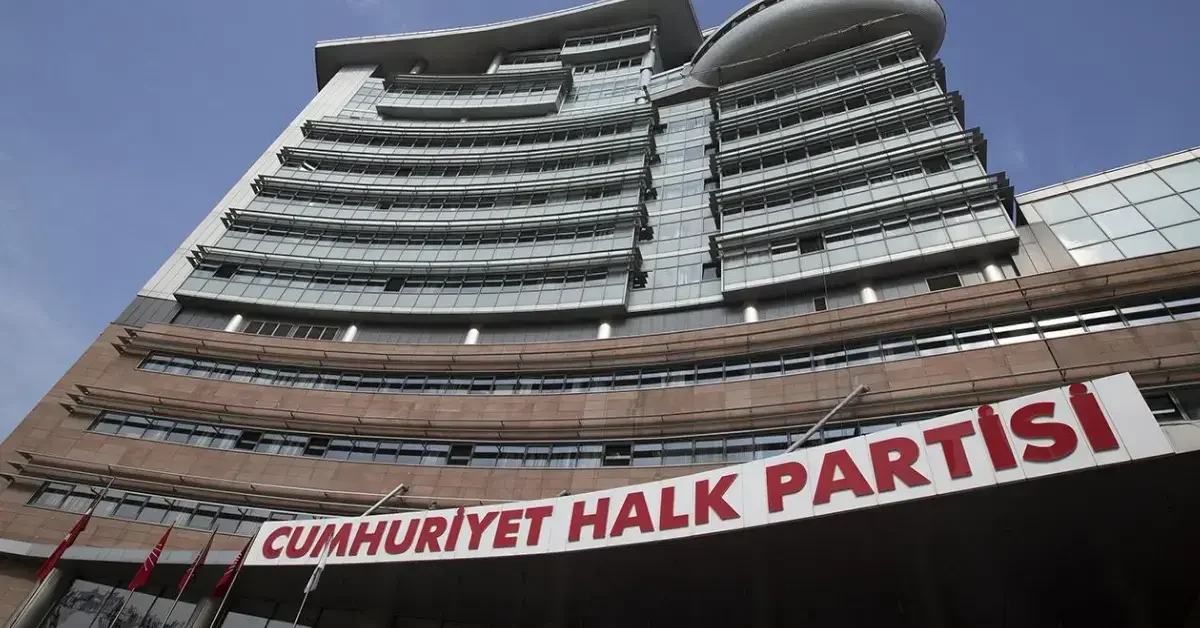 Özgür Özel'e yakın PM üyeleri istifa etti