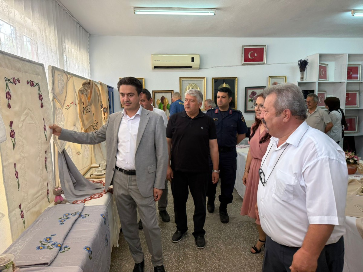 Seydikemer Halk Eğitimi Merkezi Yıl Sonu Sergisi Yoğun Katılımla Gerçekleştirildi