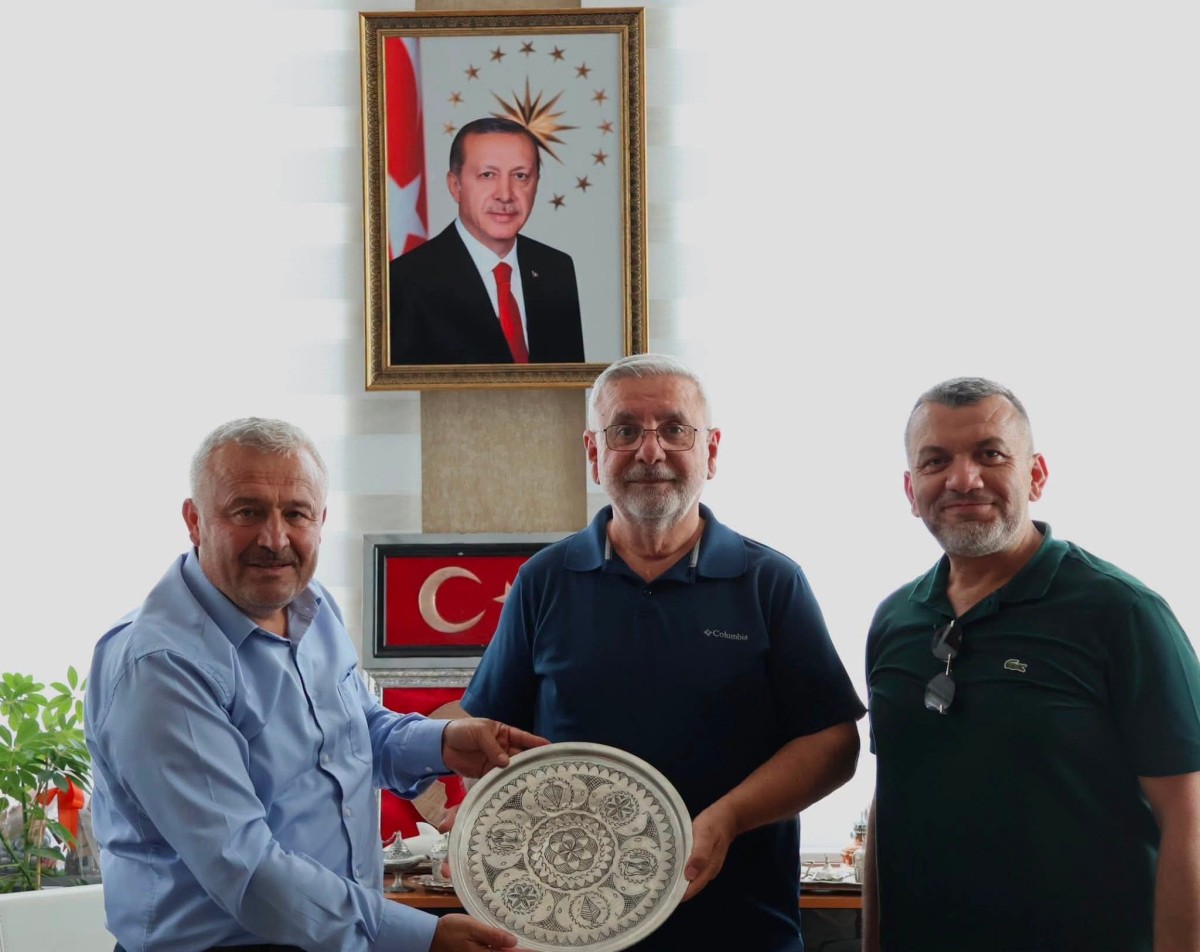 Eski Milletvekili Mehmet Metiner’den Başkan Mehmet Demir’e Ziyaret