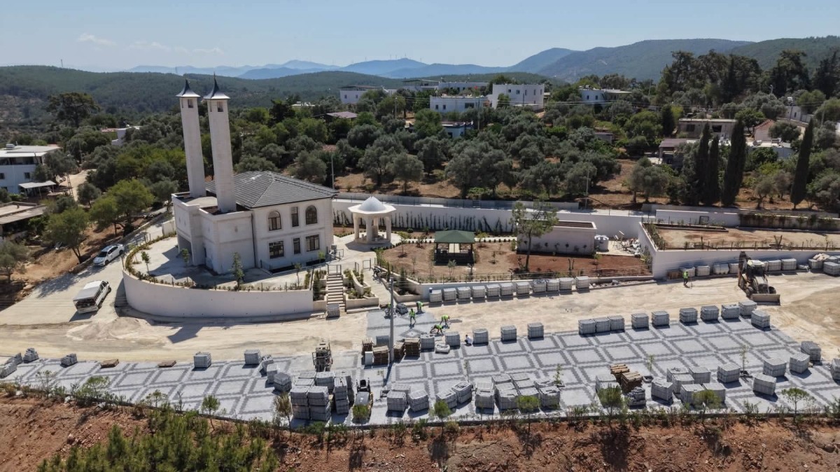 Bodrum'da Çamlık Mahallesi'ne 3 Bin Metrekarelik Parke Düzenlemesi