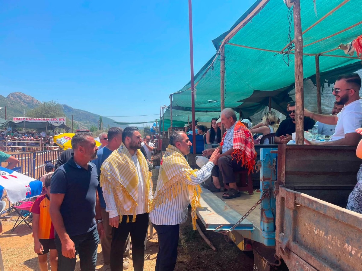 MHP Muğla Teşkilatı Doğanköy Boğa Güreşi Etkinliğinde Vatandaşlarla Buluştu