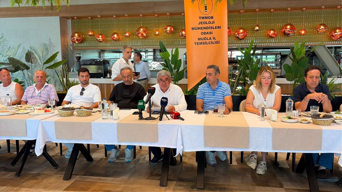 “Afetlere Dirençli Kentler İçin Bilimsel Yönetim Şart”